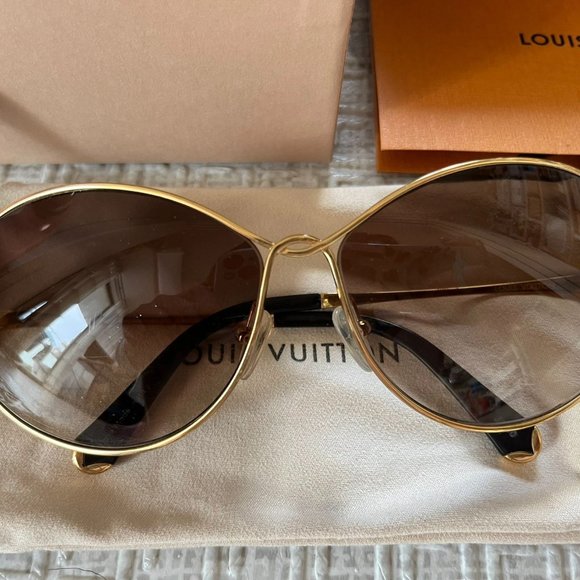 Louis Vuitton glasses for sale main image 4